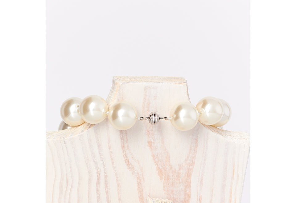 Hot Girls Pearls Cooling Pearl Necklace - image 17