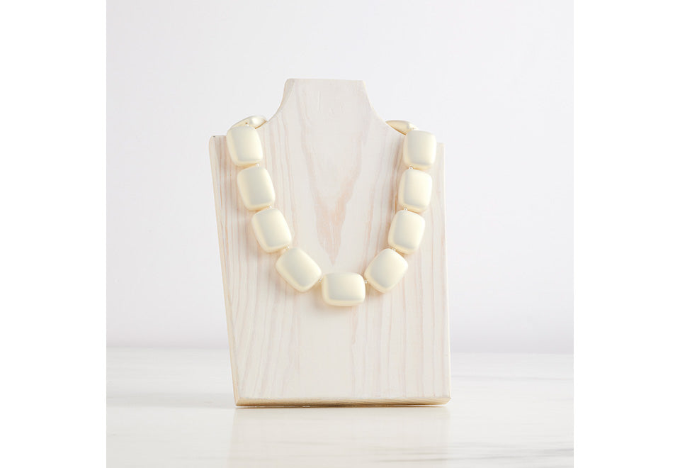 Hot Girls Pearls Cooling Necklace - image 14