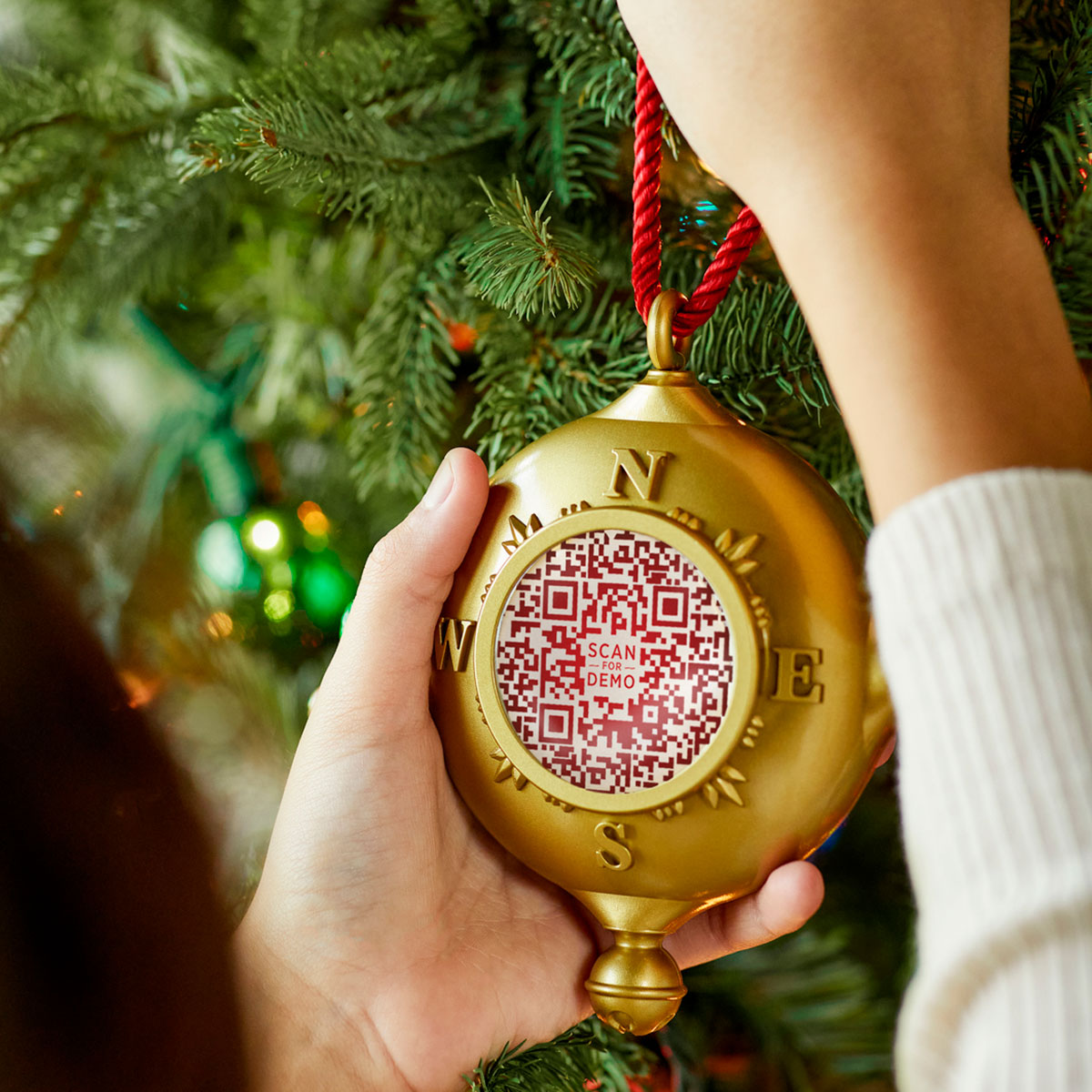 Interactive Santa Ornament with Journal - image 5