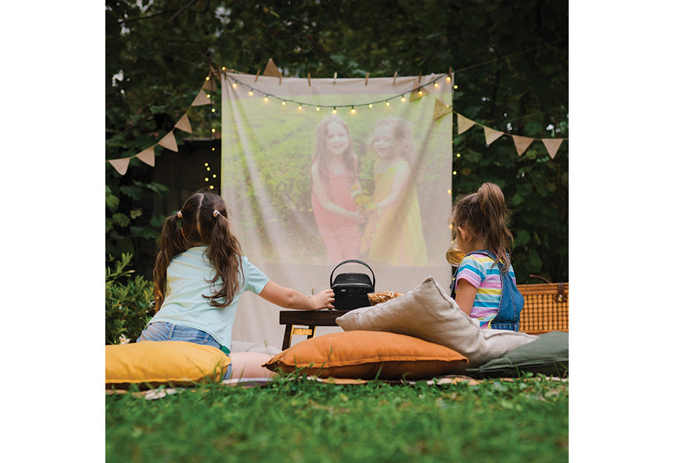 Portable LCD Mini Projector - image 2