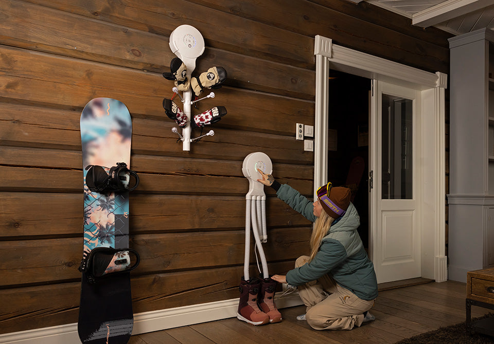 Wall Mounted Shoe and Glove Dryer - image 10