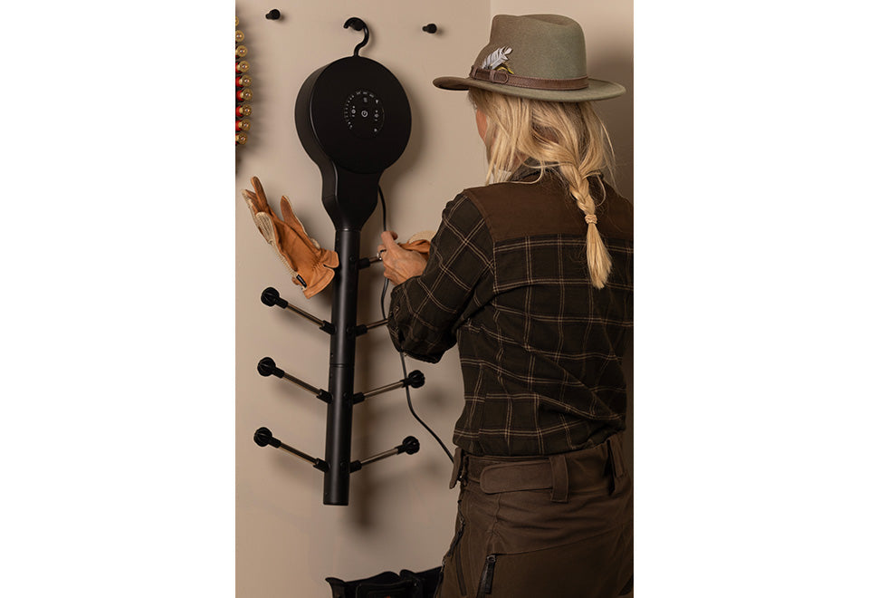 Wall Mounted Shoe and Glove Dryer - image 5