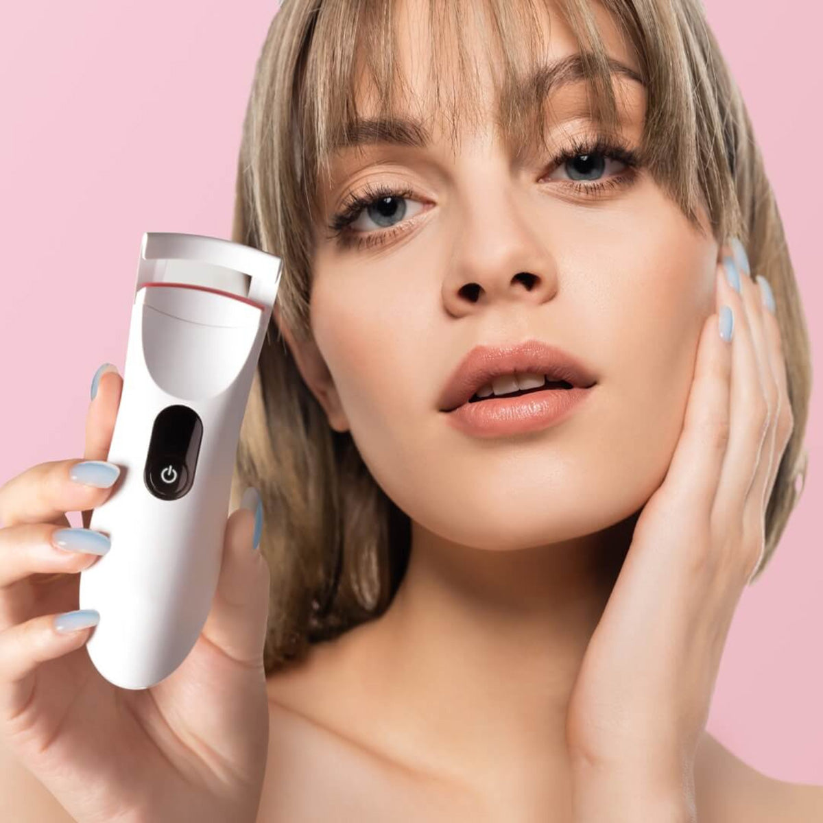 Heated Eyelash Curler - image 6