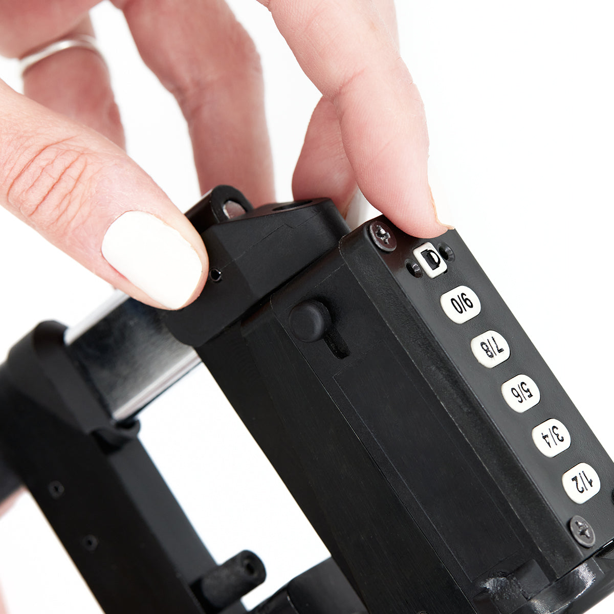 Universal Anti-Theft Laptop Lock - image 10