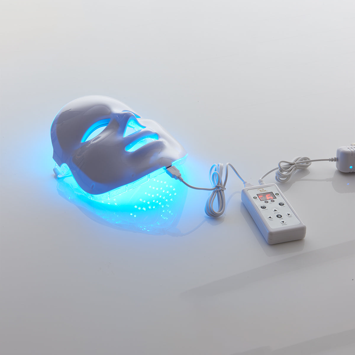 LED Light Therapy Mask - image 9