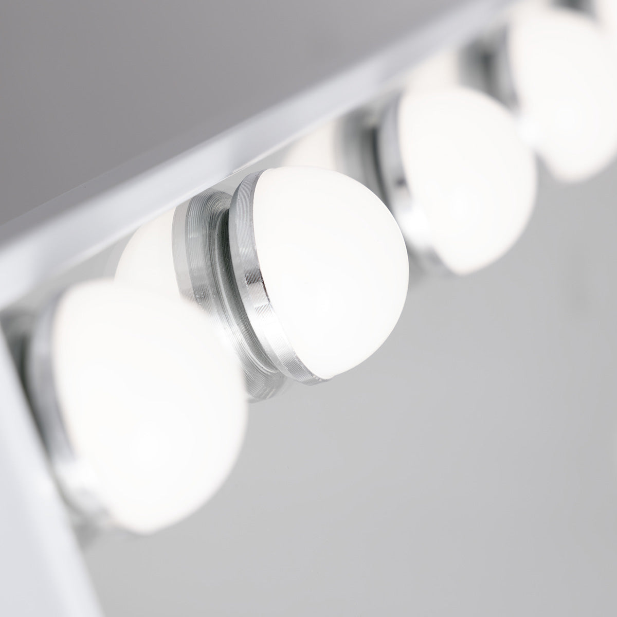 LED Hollywood Vanity Makeup Mirror - image 14