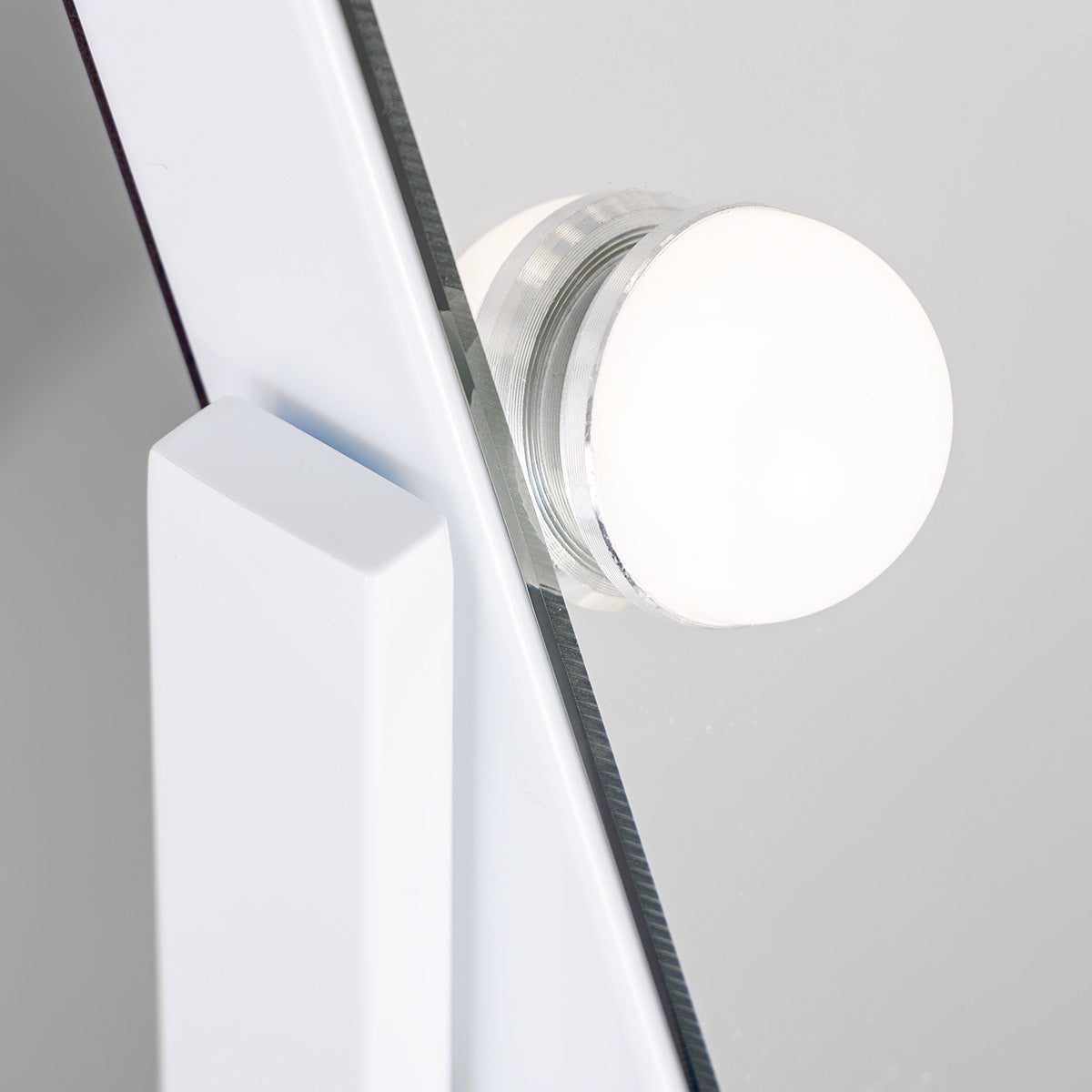 LED Hollywood Vanity Makeup Mirror - image 20