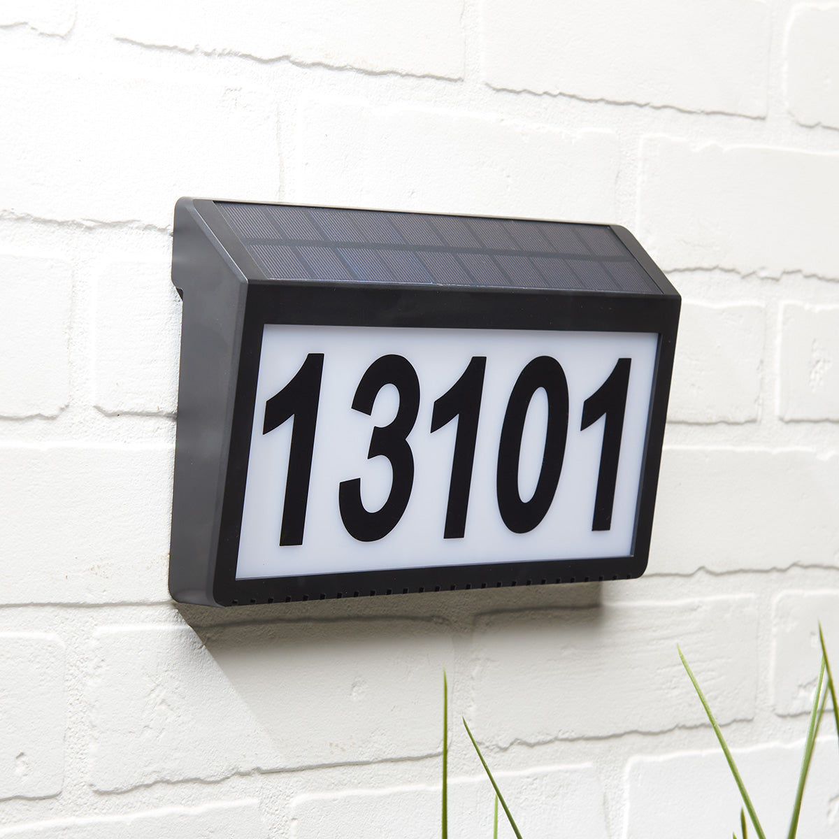 Solar Powered Address Sign - image 4