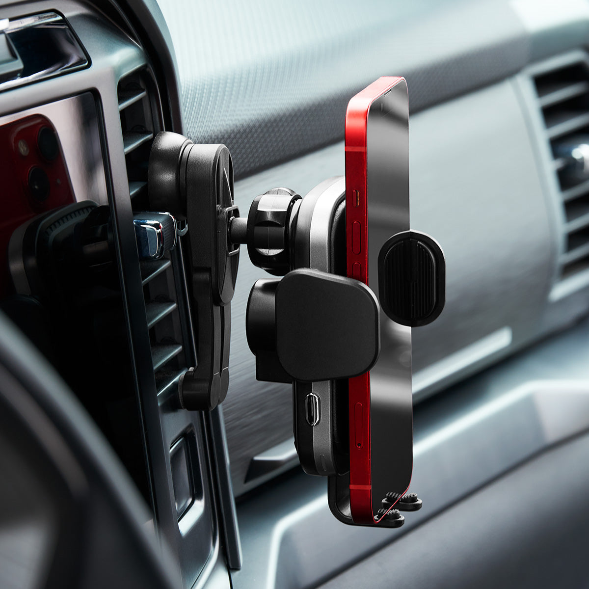 Car and Driver Auto Clamping Car Mount with Wireless Charging - image 3
