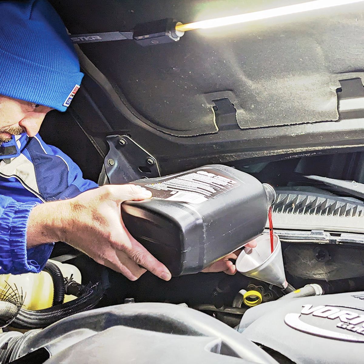 Flexible Under Hood Work Light - image 7