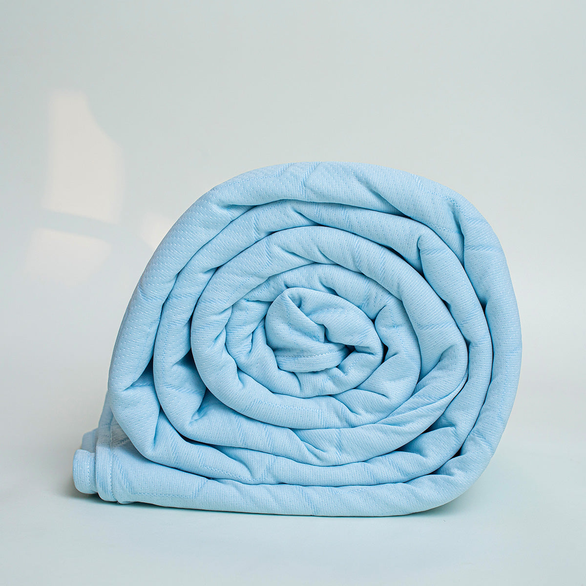 Cooling Bed Blanket - image 4