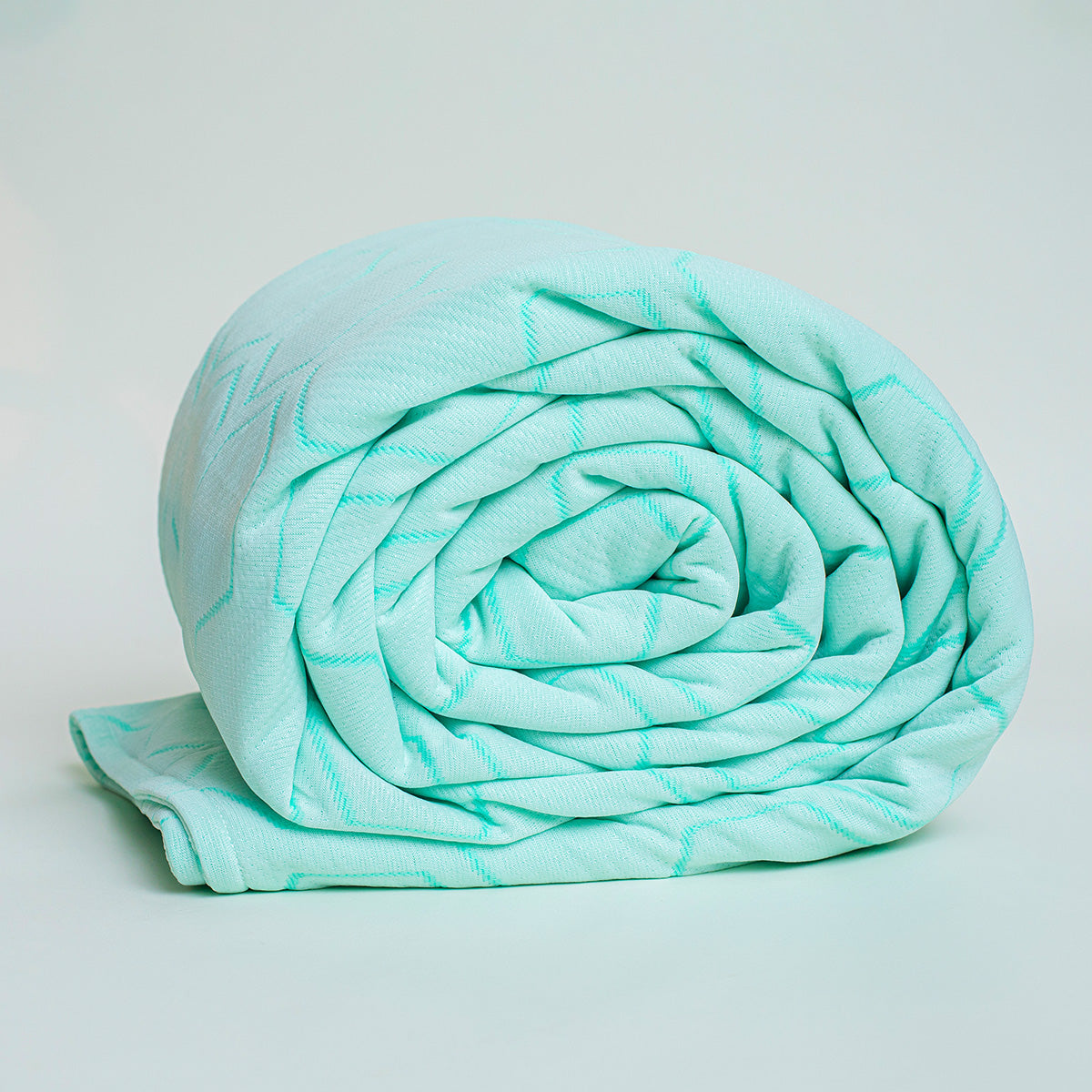 Cooling Bed Blanket - image 3