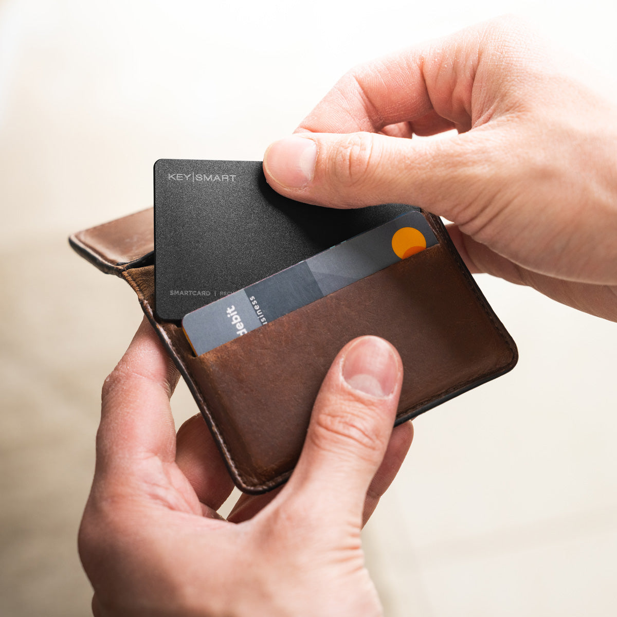 Trackable Smart Card - image 15