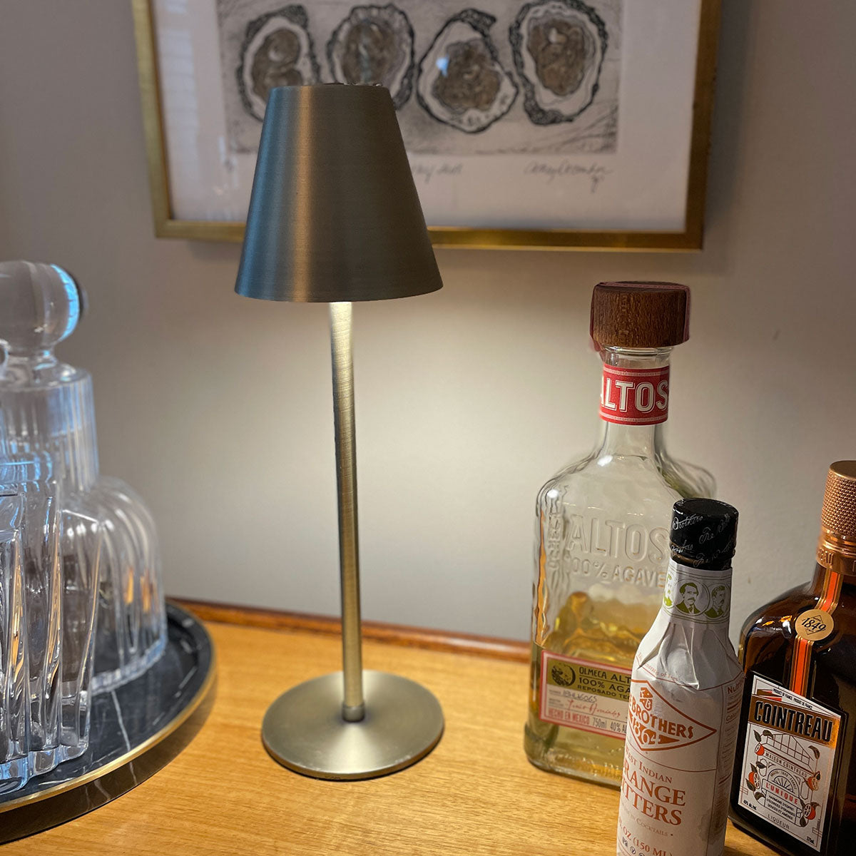 4-in-1 Indoor/Outdoor Bug Deterrent Lamp - image 18