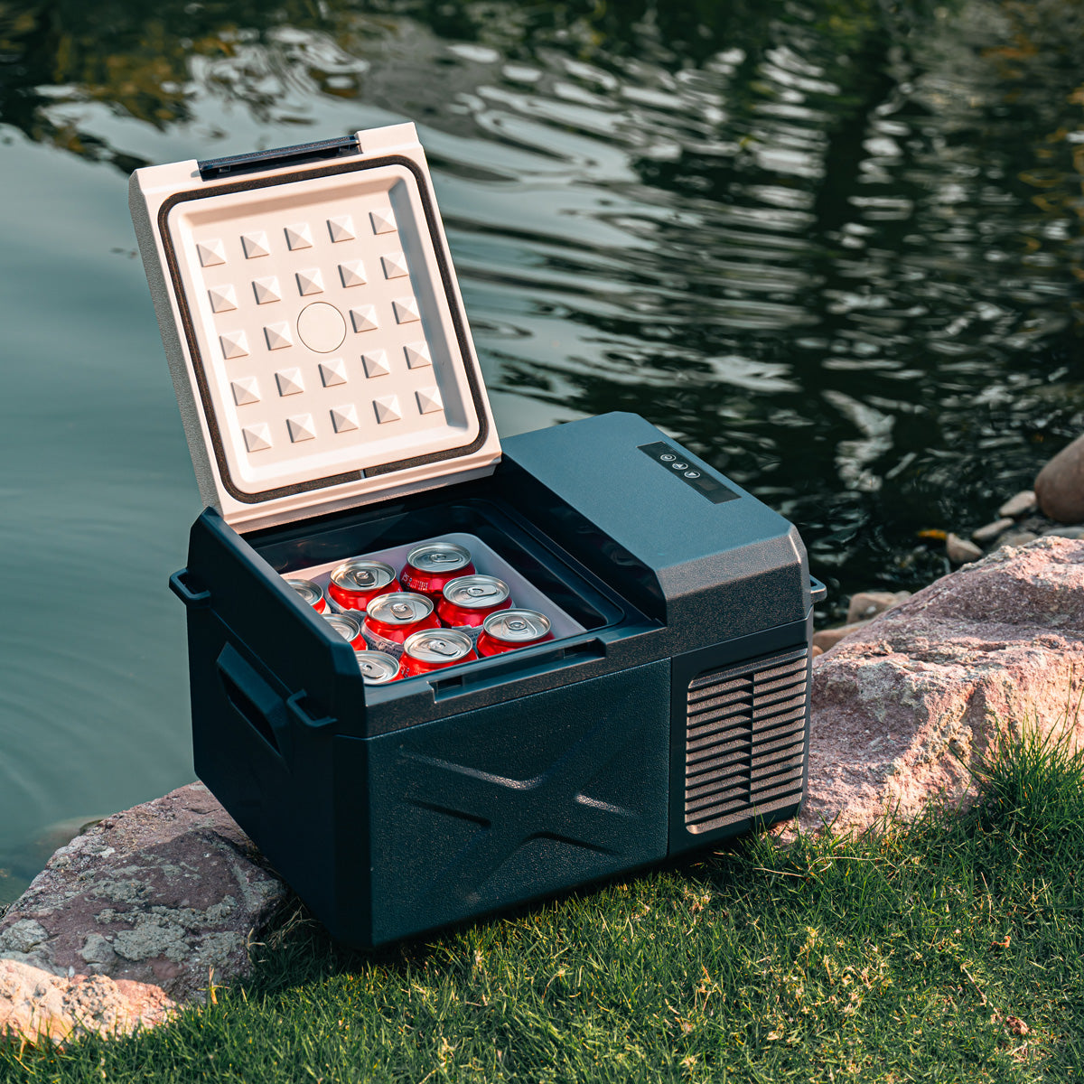 Portable Iceless Electric Cooler - image 2