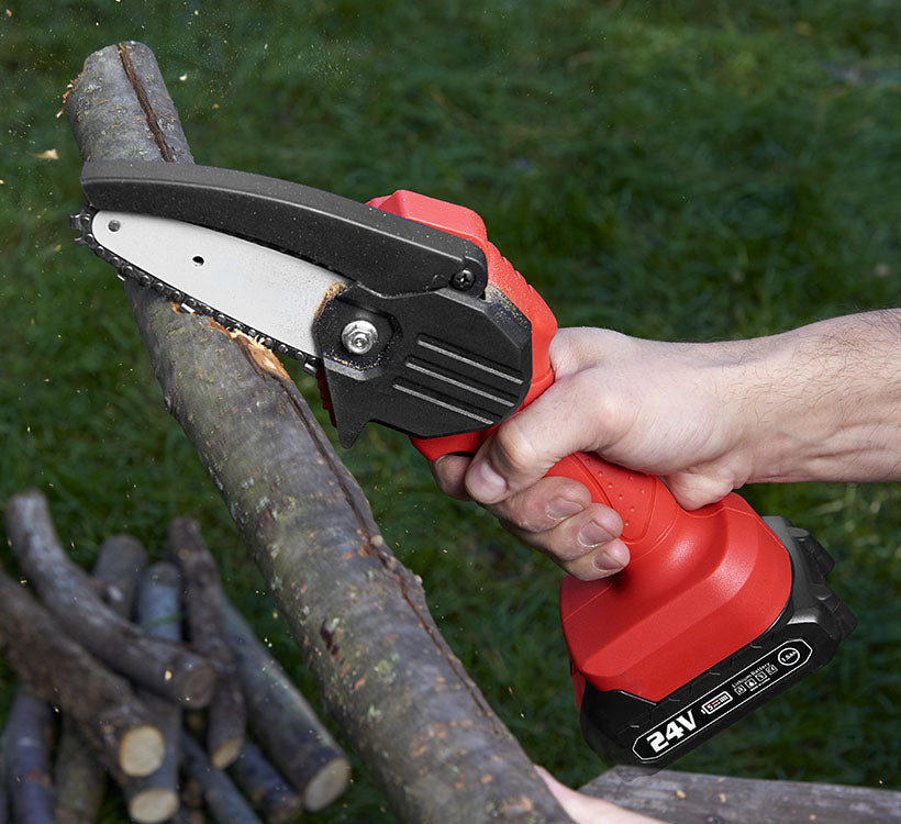 Cordless garden tool